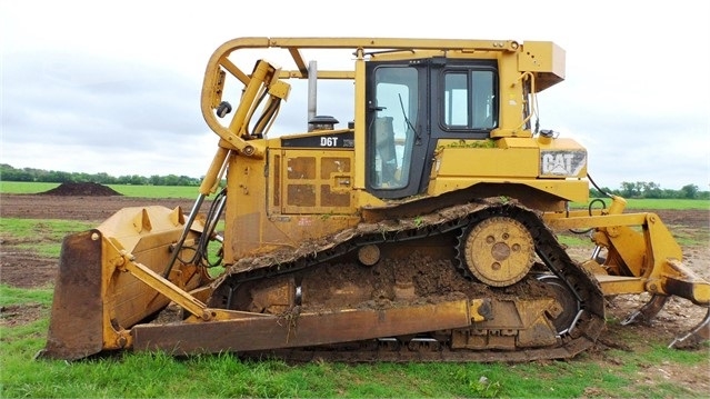 Tractores Sobre Orugas Caterpillar D6T importada a bajo costo Ref.: 1533656864018560 No. 2