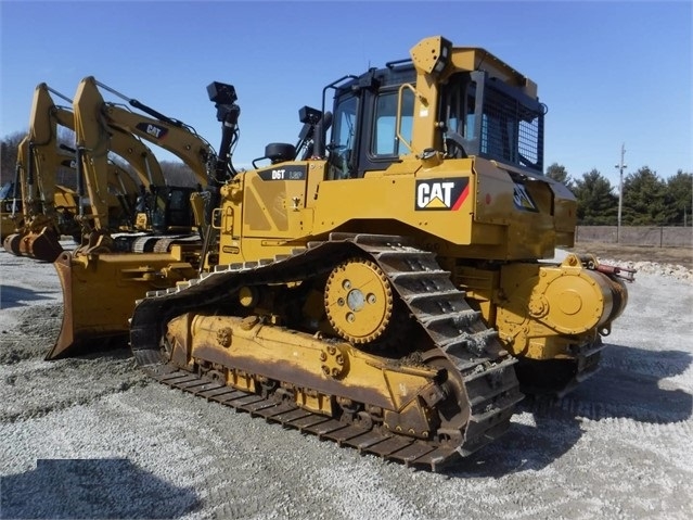 Tractores Sobre Orugas Caterpillar D6T de segunda mano en venta Ref.: 1533662590908554 No. 3