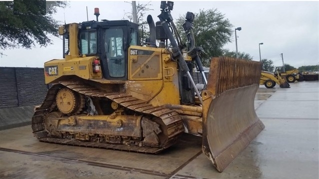 Tractores Sobre Orugas Caterpillar D6T en venta, usada Ref.: 1533669698656449 No. 2