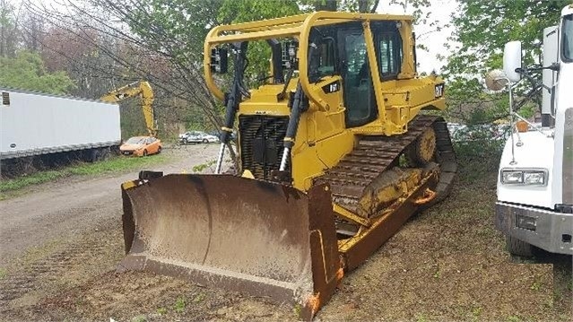 Dozers/tracks Caterpillar D6T