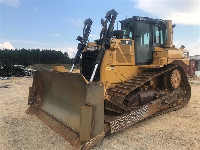 Dozers/tracks Caterpillar D6T