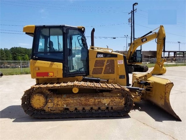 Tractores Sobre Orugas Caterpillar D5K seminueva en venta Ref.: 1534888680219481 No. 2