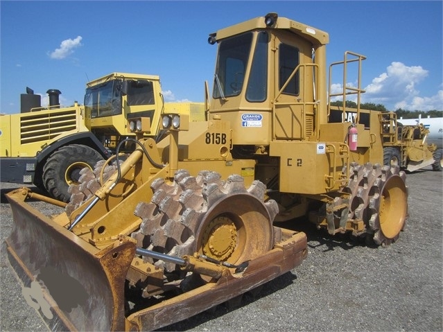 Compactadoras Suelos Y Rellenos Caterpillar 815B de medio uso en  Ref.: 1535046821985285 No. 3