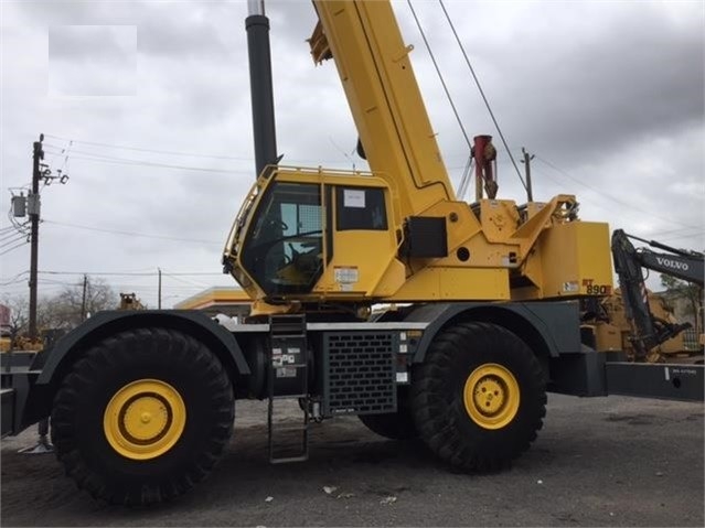 Gruas Grove RT890E