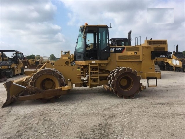 Compactadoras Suelos Y Rellenos Caterpillar 815F