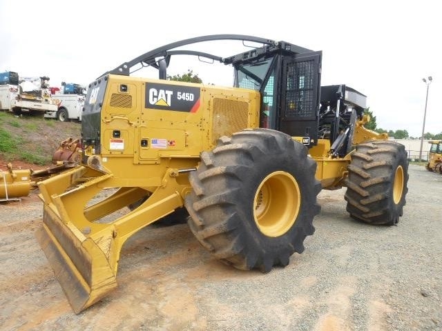 Forestales Maquinas Caterpillar 545D de medio uso en venta Ref.: 1536075121225617 No. 4