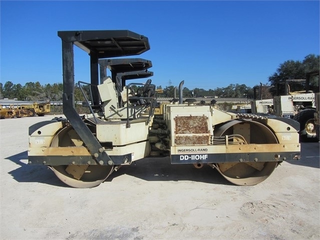 Compactadora Vibratoria Ingersoll-rand DD110HF