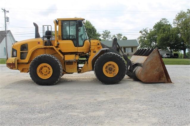 Cargadoras Sobre Ruedas Volvo L110G importada a bajo costo Ref.: 1536893073059568 No. 2