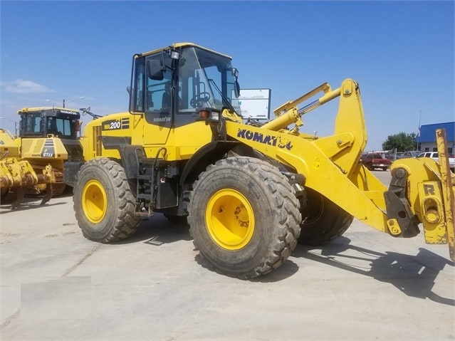 Wheel Loaders Komatsu WA200