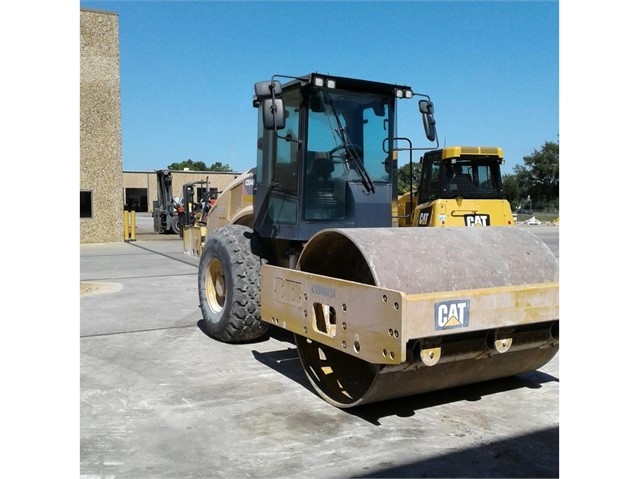 Compactadora Vibratoria Caterpillar CS54