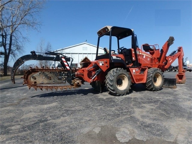 Zanjadora Ditch Witch RT95