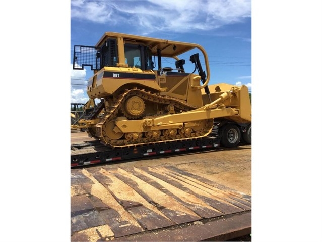 Dozers/tracks Caterpillar D8T