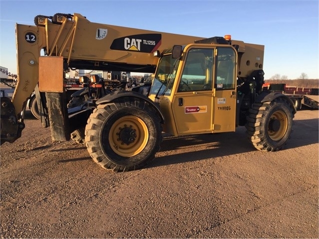 Telehandler Caterpillar TL1255