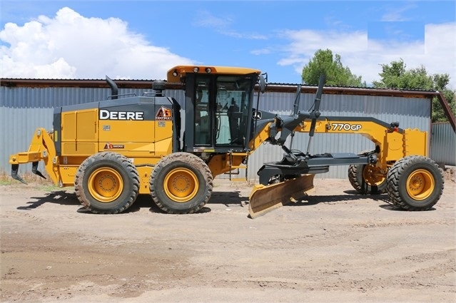 Motoconformadoras Deere 770G de medio uso en venta Ref.: 1544049471482382 No. 2