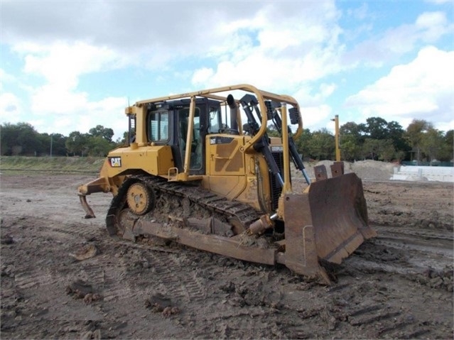 Dozers/tracks Caterpillar D6T