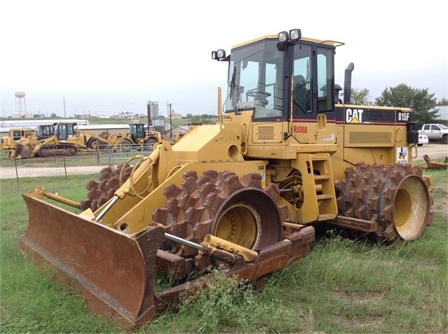 Compactadoras Suelos Y Rellenos Caterpillar 815F en venta Ref.: 1545069951250931 No. 2