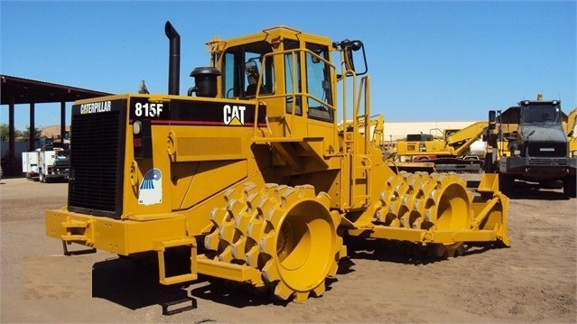 Compactadoras Suelos Y Rellenos Caterpillar 815F de medio uso en Ref.: 1545082506019113 No. 3