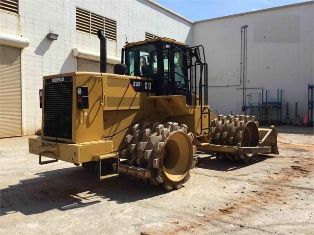 Compactadoras Suelos Y Rellenos Caterpillar 815F