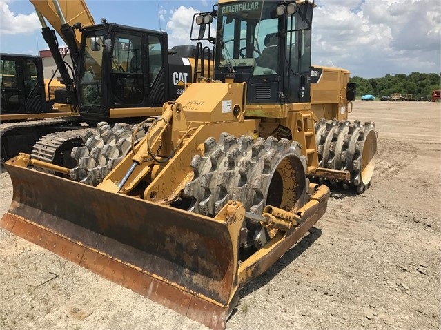 Compactadoras Suelos Y Rellenos Caterpillar 815F en optimas condi Ref.: 1545160271097565 No. 2