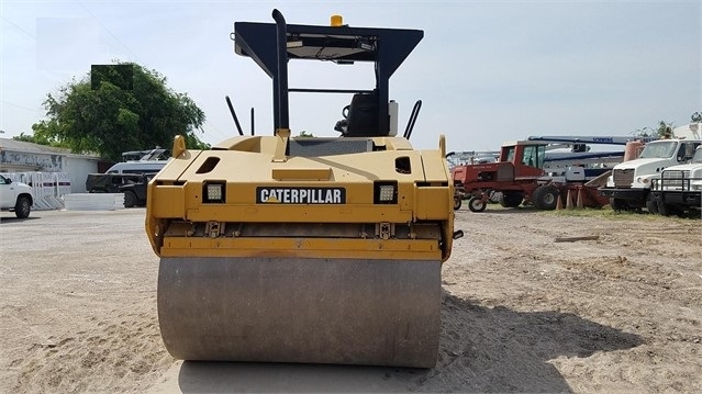 Compactadora Vibratoria Caterpillar CB-534D seminueva en venta Ref.: 1547504673995531 No. 3