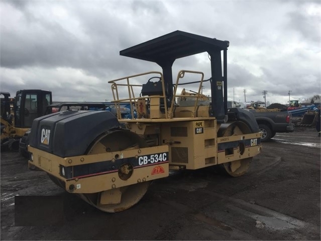 Compactadora Vibratoria Caterpillar CB-534C