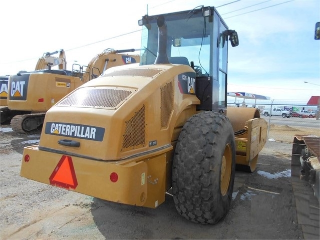 Compactadora Vibratoria Caterpillar CS76 en buenas condiciones Ref.: 1547584335437243 No. 2