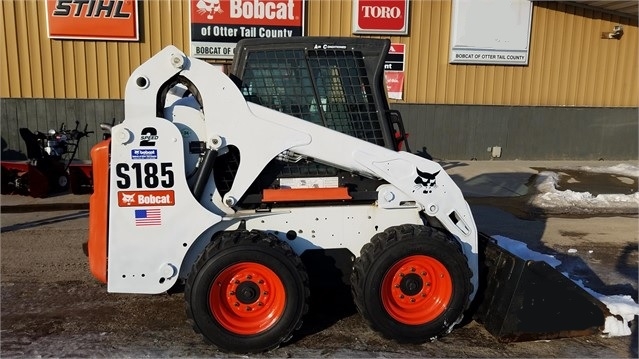 Minicargadores Bobcat S185