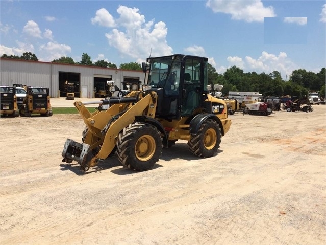 Cargadoras Sobre Ruedas Caterpillar 908H