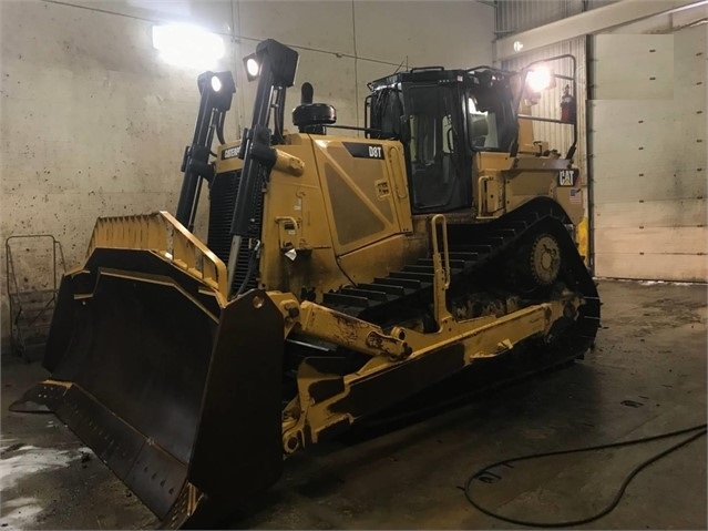 Dozers/tracks Caterpillar D8T