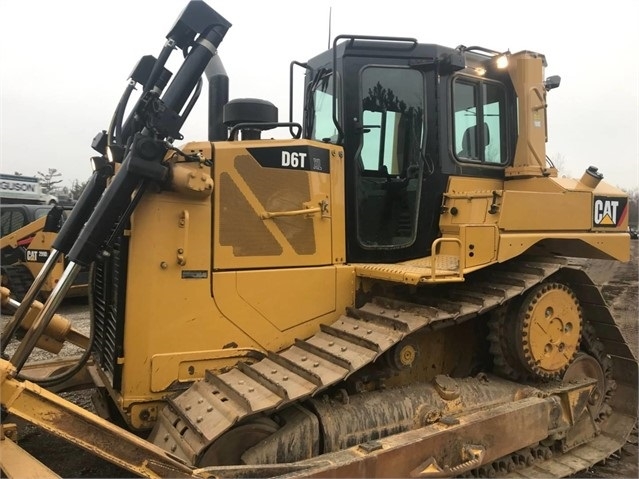 Tractores Sobre Orugas Caterpillar D6T usada de importacion Ref.: 1549930479730399 No. 2