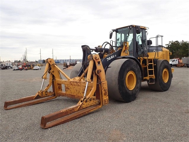 Cargadoras Sobre Ruedas Deere 744K