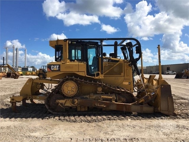 Dozers/tracks Caterpillar D6T