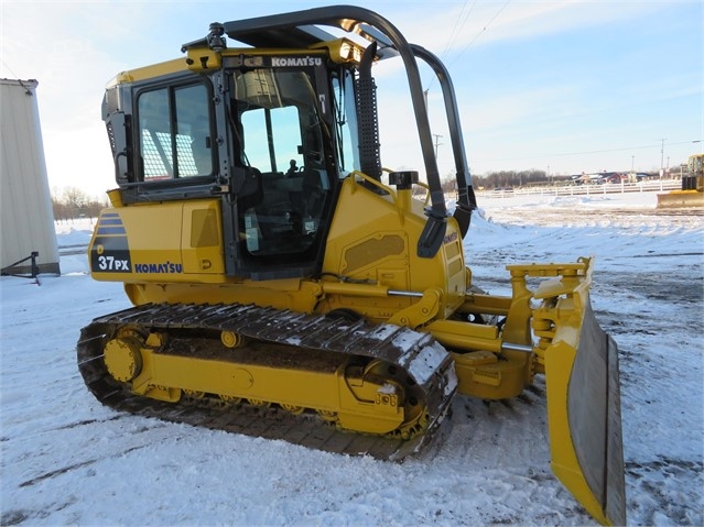 Tractores Sobre Orugas Komatsu D37P en optimas condiciones Ref.: 1551132278007291 No. 2