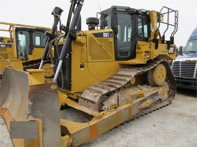 Dozers/tracks Caterpillar D6T