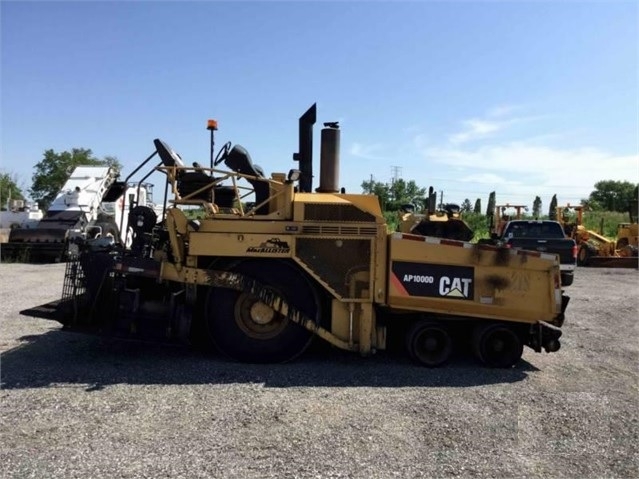 Pavers Caterpillar AP-1000D