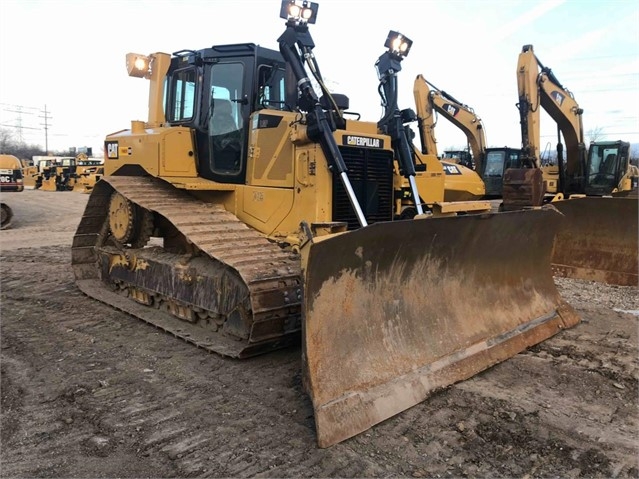 Tractores Sobre Orugas Caterpillar D6T usada de importacion Ref.: 1552345641121028 No. 2