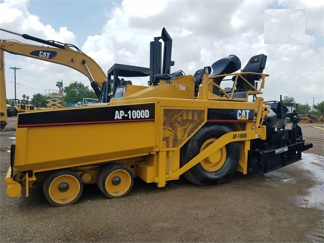 Pavimentadoras Caterpillar AP-1000D