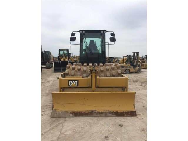 Compactadora Vibratoria Caterpillar CP56 en optimas condiciones Ref.: 1553030689725497 No. 3