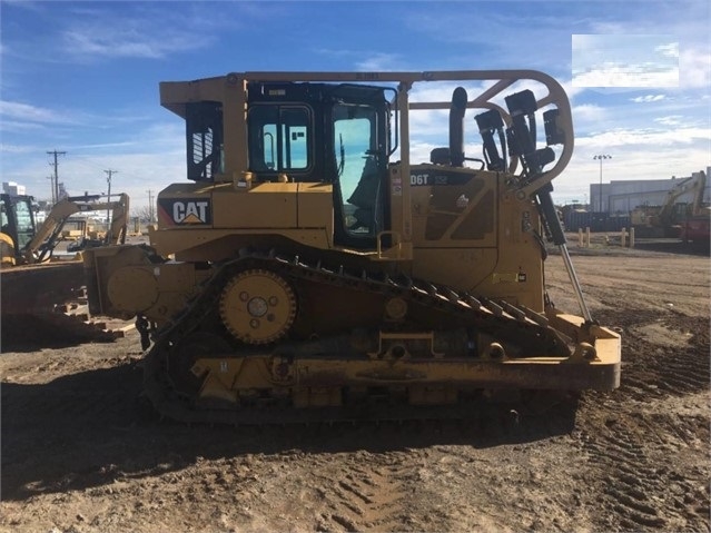 Dozers/tracks Caterpillar D6T