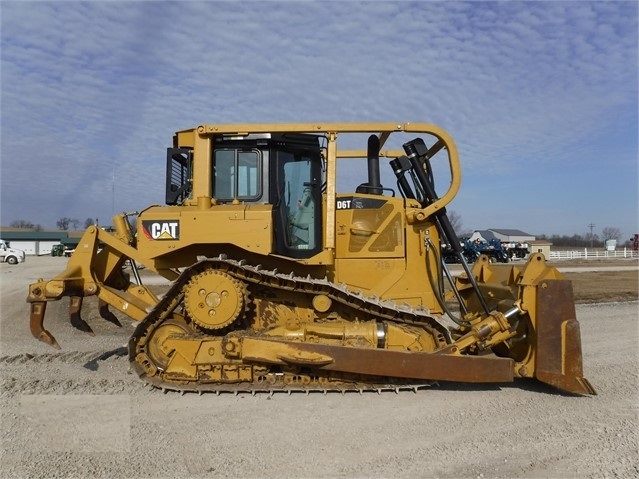 Tractores Sobre Orugas Caterpillar D6T de importacion a la venta Ref.: 1553036904100319 No. 4