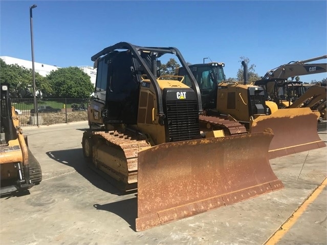 Dozers/tracks Caterpillar D5K