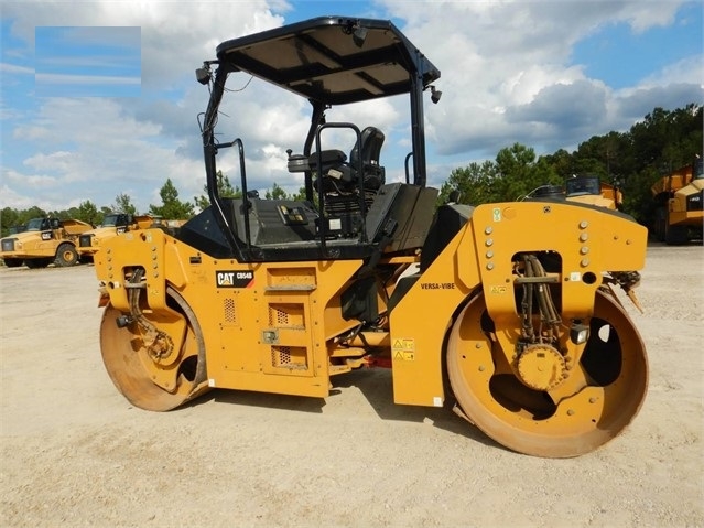 Compactadora Vibratoria Caterpillar CB54 usada de importacion Ref.: 1555382354532401 No. 2