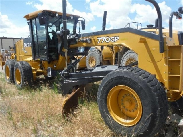 Motoconformadoras Deere 770GP seminueva en venta Ref.: 1556742470107926 No. 2