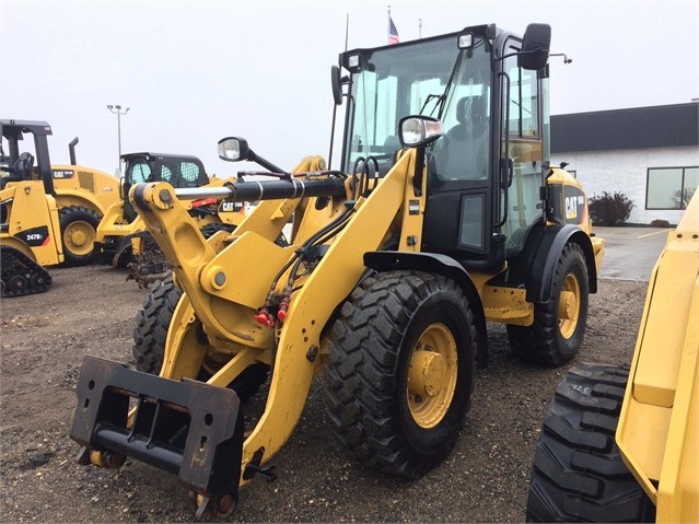 Cargadoras Sobre Ruedas Caterpillar 906H