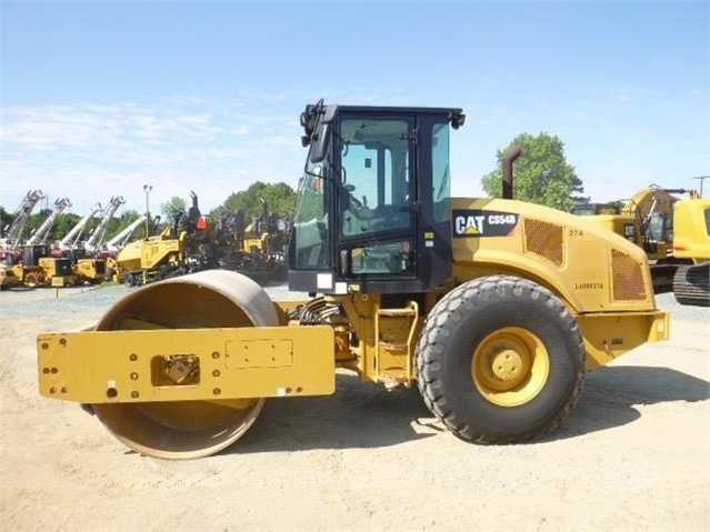 Compactadora Vibratoria Caterpillar CS54 importada en buenas cond Ref.: 1558403416313344 No. 2