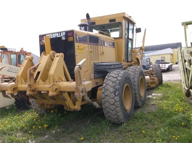 Motoconformadoras Caterpillar 143H de medio uso en venta Ref.: 1559248307378777 No. 3