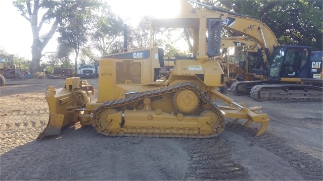 Dozers/tracks Caterpillar D5N