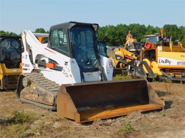 Minicargadores Bobcat T870