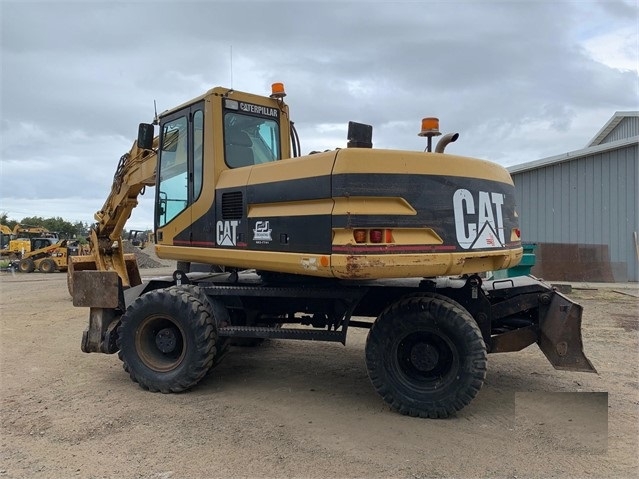 Excavadora Sobre Ruedas Caterpillar M318 de medio uso en venta Ref.: 1560527643988367 No. 4