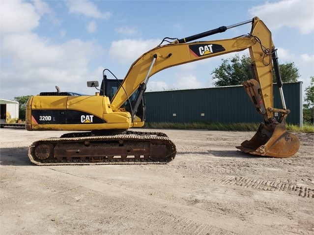 Excavadoras Hidraulicas Caterpillar 320DL seminueva en venta Ref.: 1561151881954666 No. 3